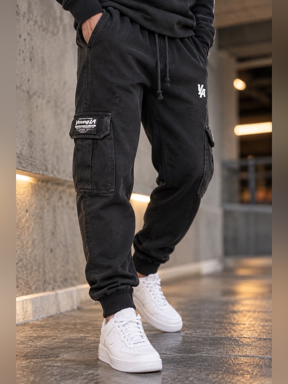 YoungLA 225 Cargo Joggers Mens M Black Utility Pocket Gym Streetwear Pants